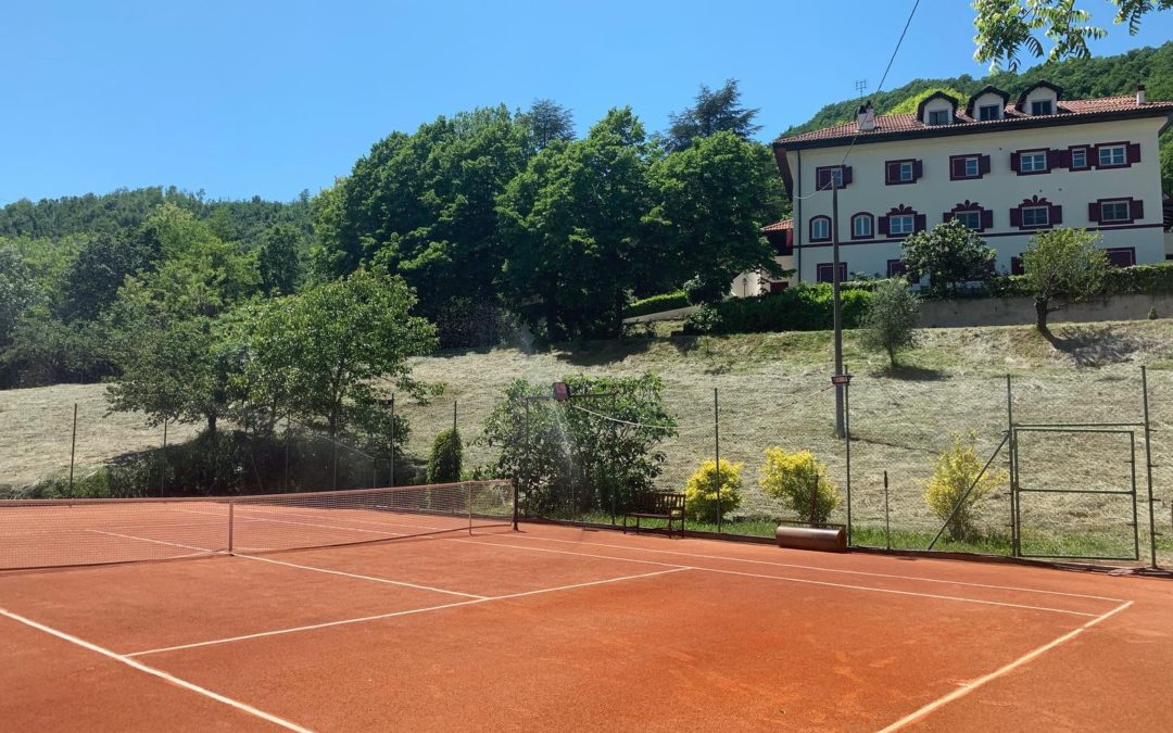 Estate tennis court